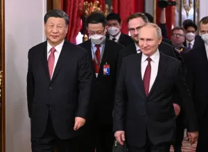 פוטין מגבה את הצעת הפסקת האש שהציעה סין למלחמה באוקראינה 