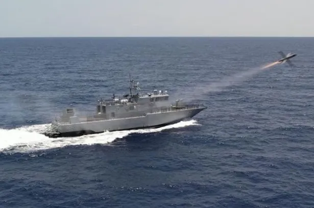 חיל הים הפיליפיני ביצע ניסוי באש חיה בטילי ספייק NLOS