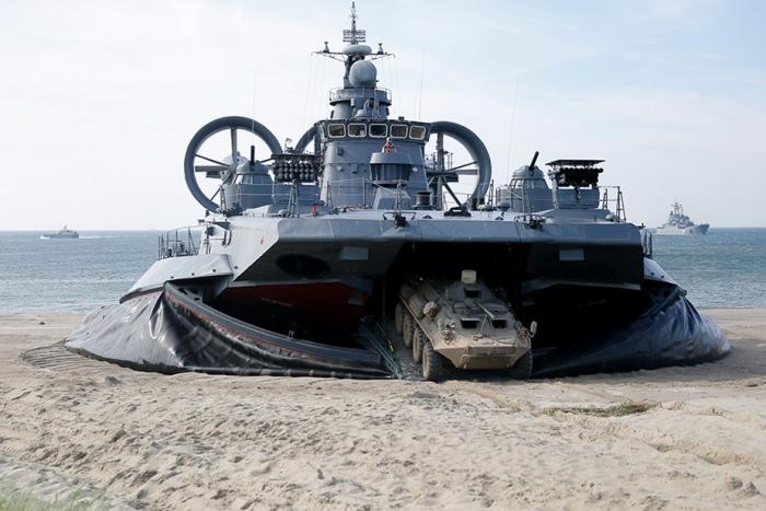 תרגיל אמפיבי גדול של צנחנים וכוחות מיוחדים של צבא רוסיה בחצי האי קרים