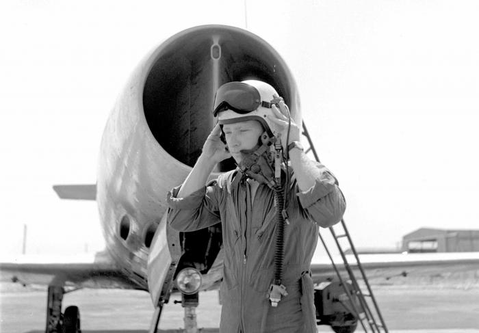 מחווה לטיס הקרב: פרידה ממפקד חיל האוויר לשעבר עמוס לפידות 