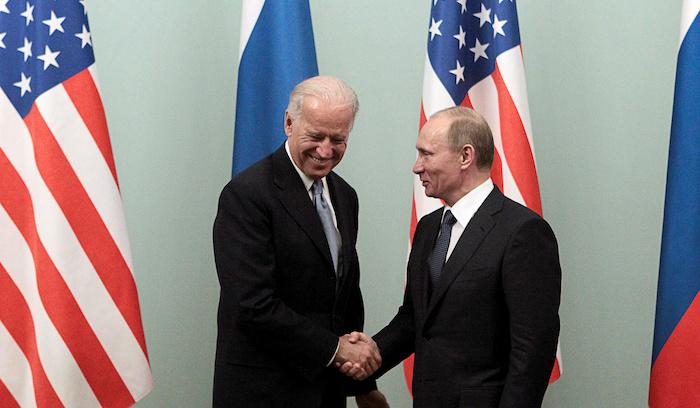 ביידן מעוניין בהארכת אמנת בקרת הנשק עם רוסיה