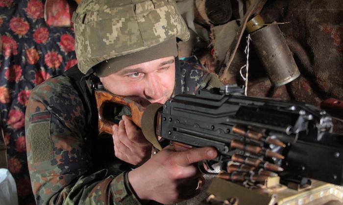 דיווחים בארה״ב: אספקת הנשק לאוקראינה הוקפאה בנימוק שמדובר ב"נשק קטלני" 
