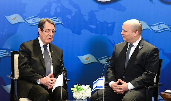 Israel, Cyprus sign defense export agreements 