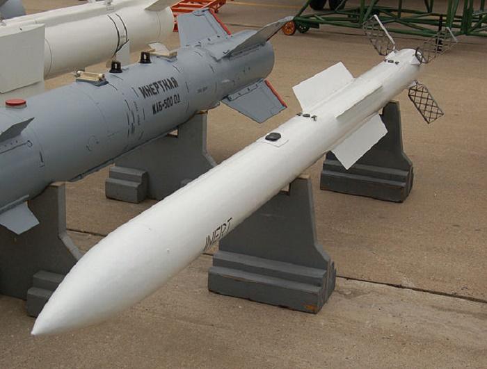 מיגים סורים עושים שימוש בטילי א"א חדישים מסוג R-77 תוצרת רוסיה 