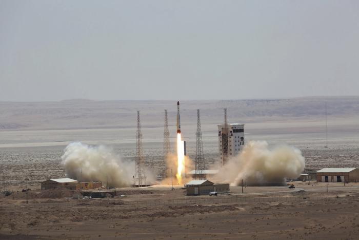 "איראן תשגר לחלל שלושה לוויינים בחודשים הקרובים"

