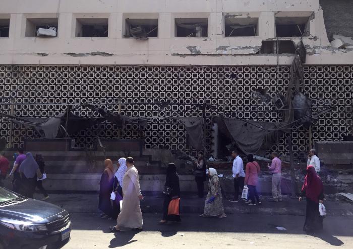 Egypt: 20 Killed in Car Bombing Outside Cairo Hospital