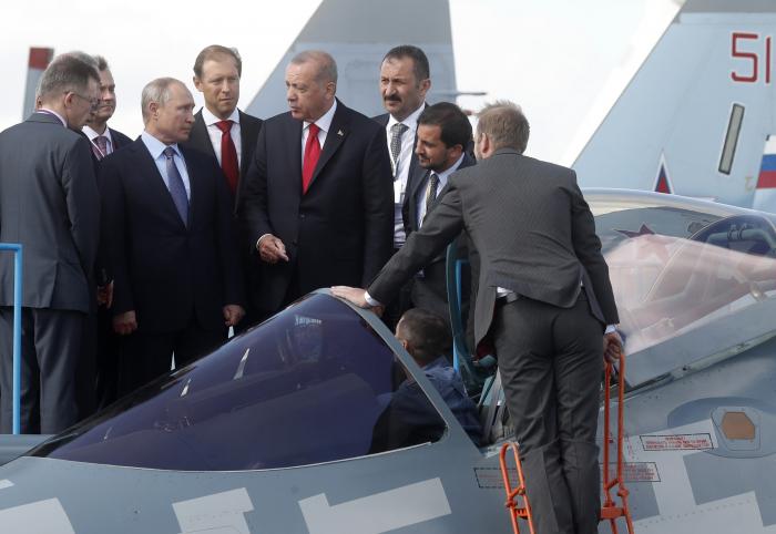 יחסים במבחן: טורקיה ורוסיה במסלול התנגשות 