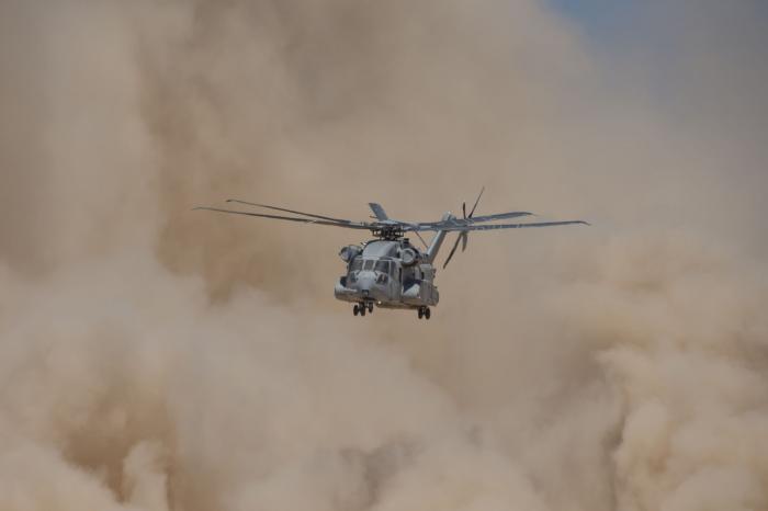 מסוק ה-CH-53K השלים ניסויי טיסה בתנאי ראות נמוכה
