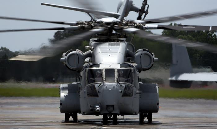 סיקורסקי מסרה את מסוק ה-CH-53K הראשון לכוחות הנחתים בארה"ב