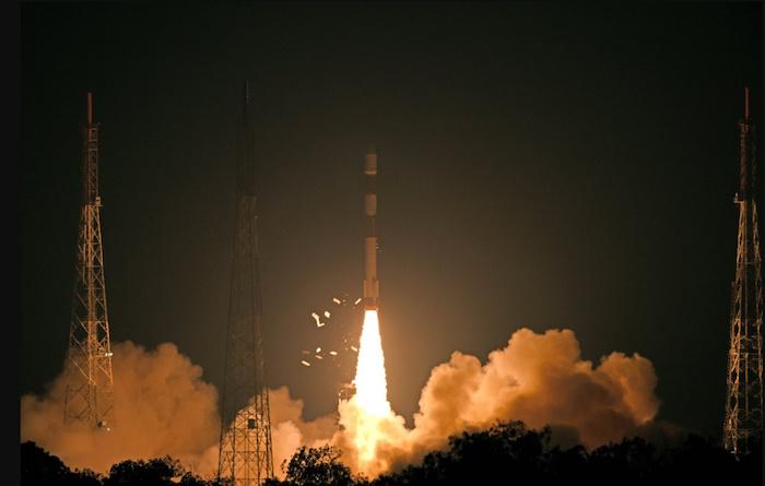 הודו שיגרה לווין עם טכנולוגיית מכ"מ של תעשייה אווירית 