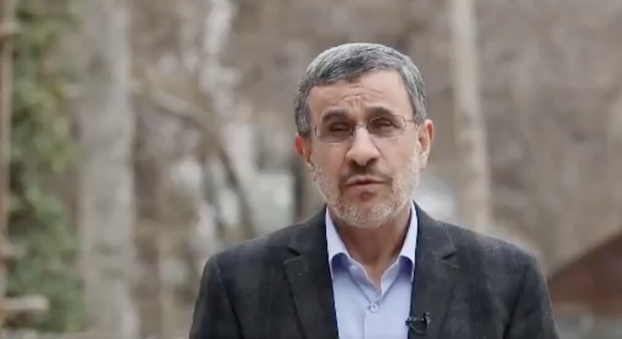 הקרב על נשיאות איראן: אחמדיניג׳אד מלכלך על המודיעין האיראני
