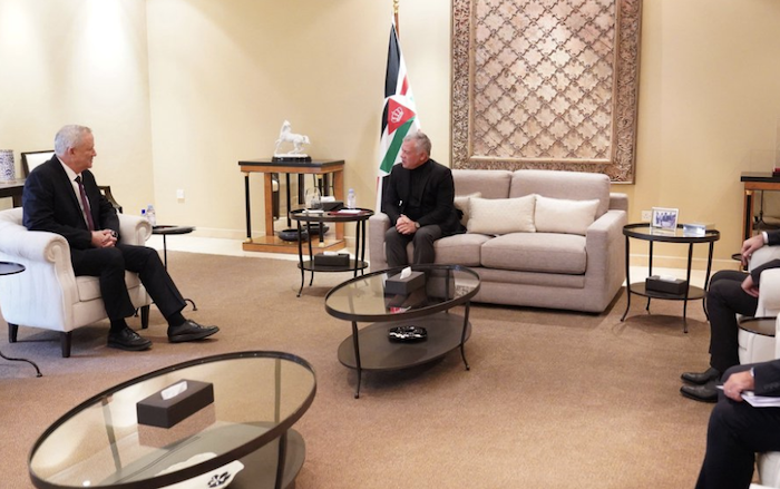 MOD Gantz meets with His Majesty King Abdullah II in Jordan