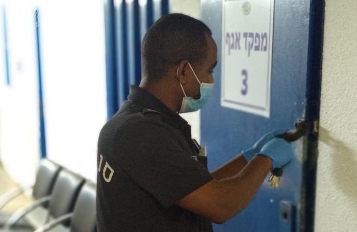 שיא בכליאה בישראל: שב"ס החל בשחרור מנהלי של עצירים