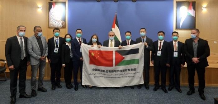 המלחמה בקורונה: מומחי רפואה מסין תומכים ברשות הפלסטינית 