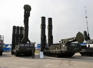 דיווח: רוסיה מציעה לאיראן מערכות נשק והגנה אווירית