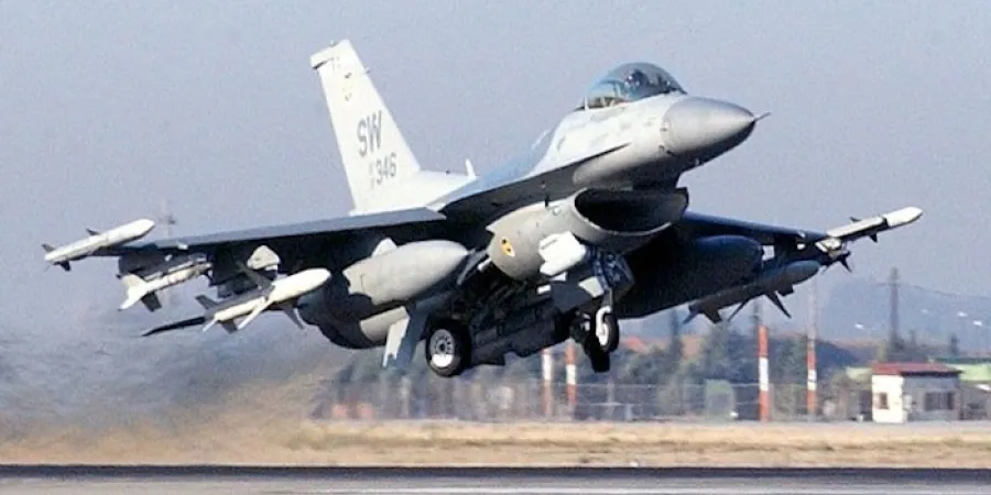 פוטין מאיים: נשמיד מטוסי F-16 שמדינות המערב יספקו לאוקראינה 