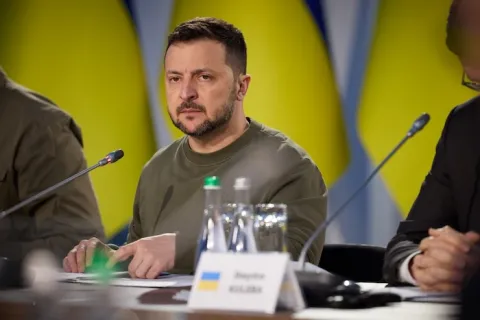 אוקראינה רוכשת בסין אלפי רחפני DJI Mavic